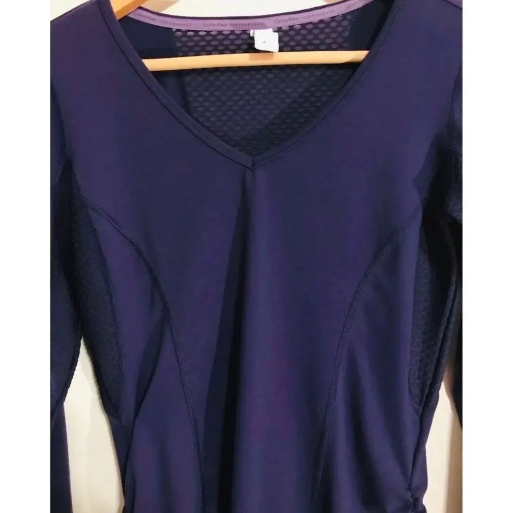 Calvin Klein performance top